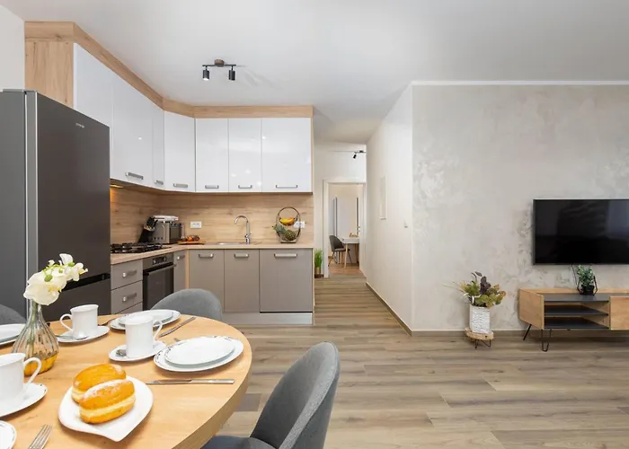 Ema Und Ana By Interhome Holiday home Pula