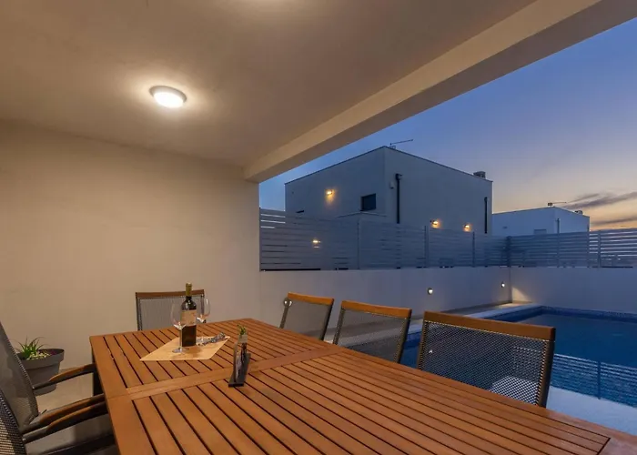 Vakantiehuis Ema Und Ana By Interhome