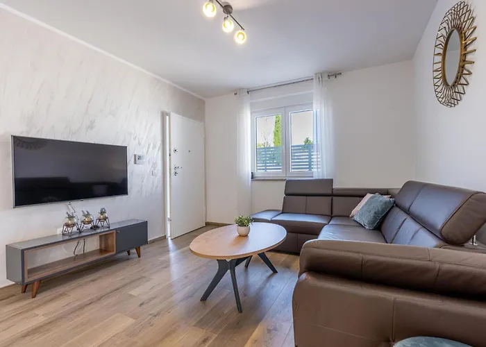 Holiday home Ema Und Ana By Interhome *