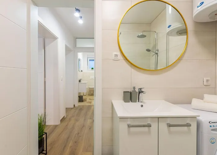 Holiday home Ema Und Ana By Interhome *