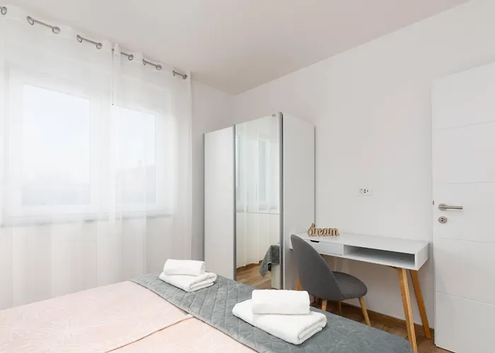 Ema Und Ana By Interhome